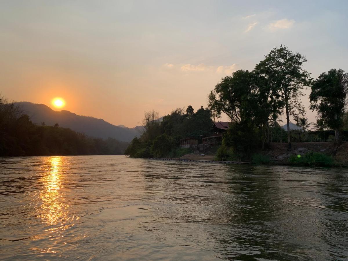 Baanrai Khunya บ้านไร่คุณย่า Ban Huai Maenam Noi Exterior foto